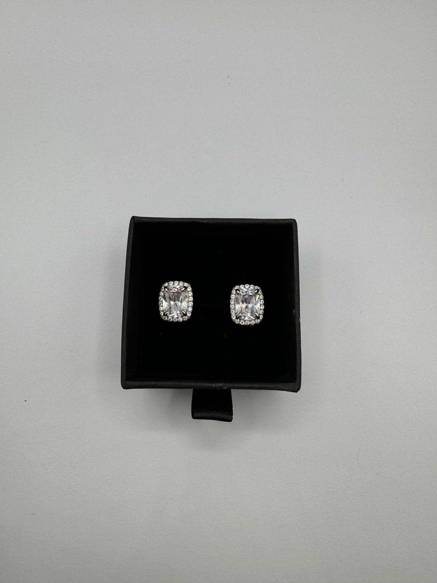 Y12 Earrings